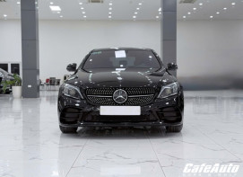 Bán Mercedes C300 AMG sản xuất 2019. xe 1 chủ đi ít, biển Hà Nội.