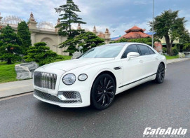 Bán Bentley Flying First Edition sản xuất 2021, mới lăn bánh 9000 Km.
