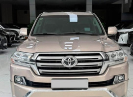 Bán Toyota Land Cruiser 4.6 V8 sản xuất 2016.