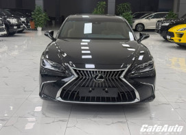 Bán Lexus ES250 sản xuất 2023. Xe cực mới.